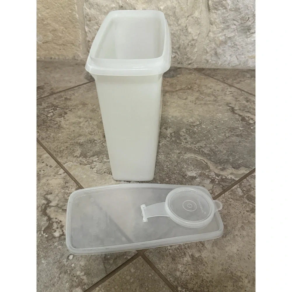 Vintage Tupperware Container #469‎ Sheer White 10 Cup Cereal Keeper w/lid #471
